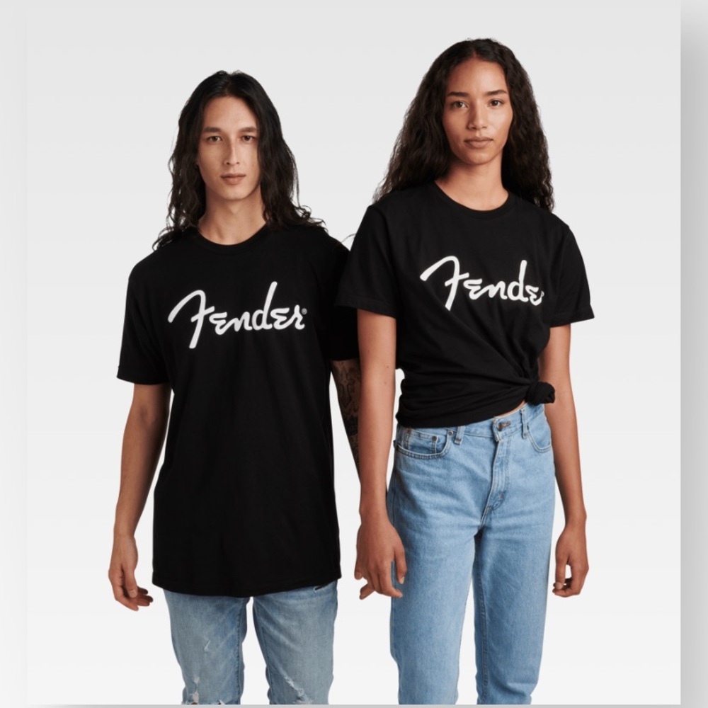 NWT• Fender Classic Logo T-Shirt Black White Spaghetti Logo Tee XL